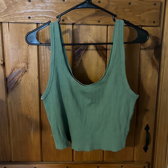 Old Navy tank top - Picture 1 of 3